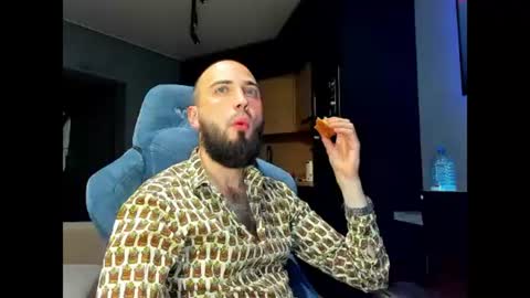 Andrew online show from July 22, 1:24 pm