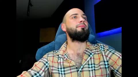 Andrew online show from July 22, 10:12 pm