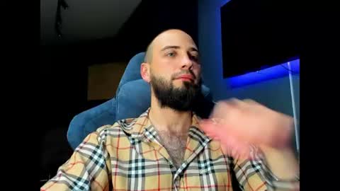 Andrew online show from July 22, 11:18 pm