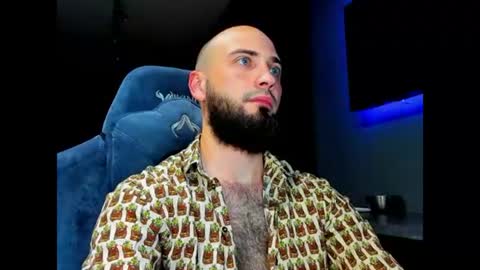 Andrew online show from July 28, 6:14 pm