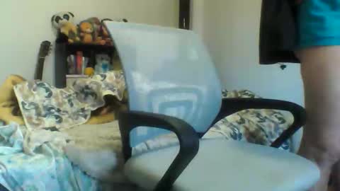 freeskypefree online show from March 10, 8:33 am