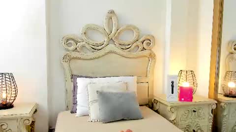 Frehia   online show from September 3, 1:36 pm