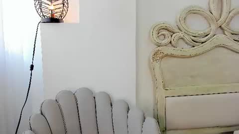 Frehia   online show from September 8, 2:13 pm