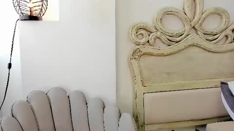 Frehia   online show from September 8, 3:19 pm