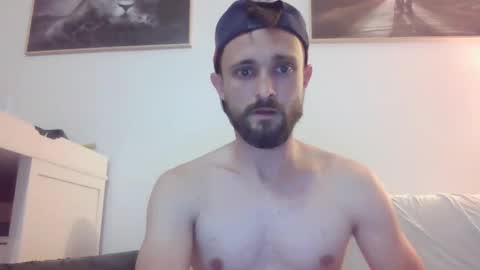 french_truck online show from April 18, 8:07 pm