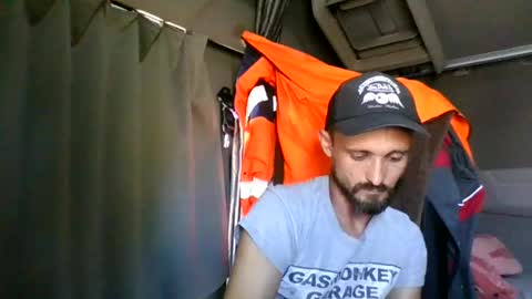 french_truck online show from August 24, 2:35 pm