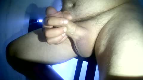frenchdick1981 online show from July 10, 5:46 am
