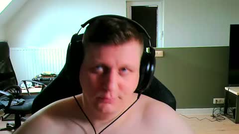 French fries online show from August 15, 4:44 pm