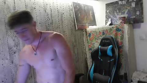 French Horny Bibs online show from July 21, 8:44 pm