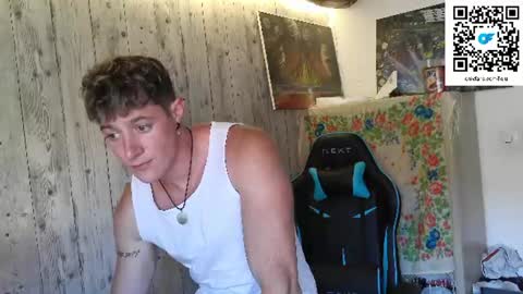 French Horny Bibs online show from July 28, 5:41 pm