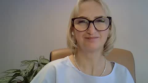 fresh_wind online show from August 13, 7:11 am