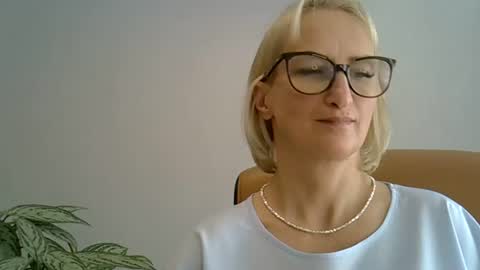 fresh_wind online show from August 13, 1:47 pm