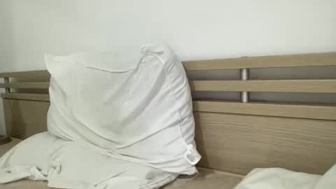 welcome to my room online show from May 31, 5:59 pm