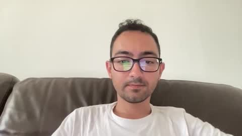welcome to my room online show from June 1, 9:12 am