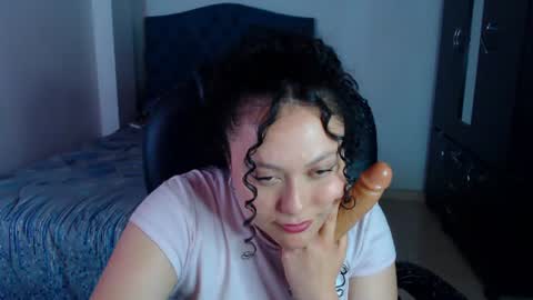 Louise  online show from July 22, 10:45 pm