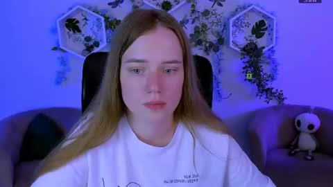 your Freya online show from August 10, 8:49 am