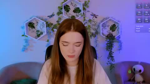 your Freya online show from August 11, 9:50 pm