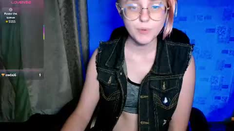 Freya online show from July 26, 6:02 pm