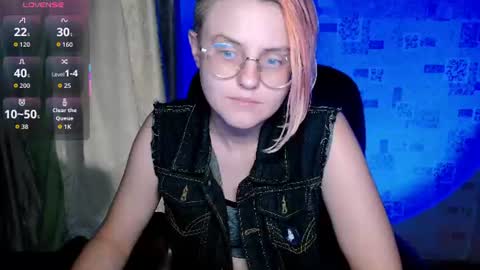 Freya online show from July 27, 6:24 pm