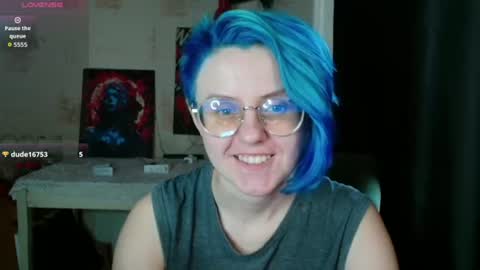 Freya online show from August 15, 12:42 pm
