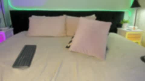 Freya online show from August 1, 2:34 pm
