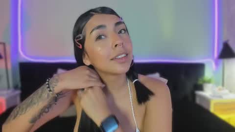 Freya online show from August 11, 4:42 pm