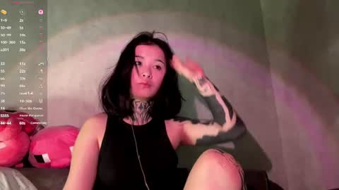 freyablow online show from July 31, 6:24 pm