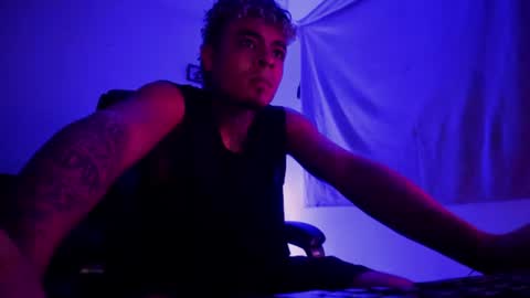 freyva_ online show from July 16, 10:16 am