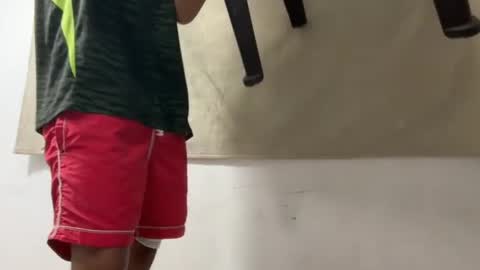 freyva_ online show from August 7, 12:10 am