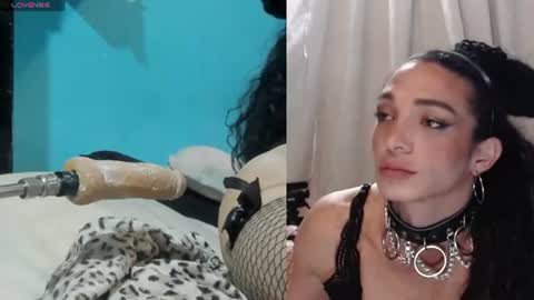 frida_dominatrix online show from August 7, 2:11 am