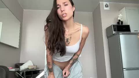 Lina online show from August 10, 12:28 pm