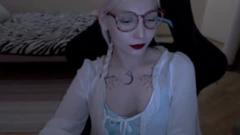 Lilith online show from June 13, 9:23 pm