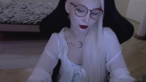 Lilith online show from June 23, 12:22 am