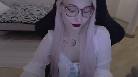 Lilith online show from July 22, 11:56 am