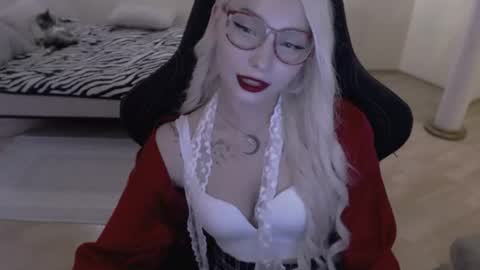 Lilith online show from July 28, 11:38 am