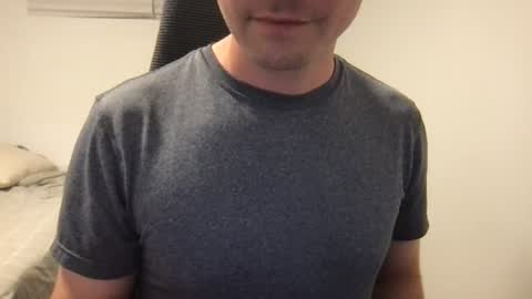 fromthebottom online show from August 18, 3:23 am