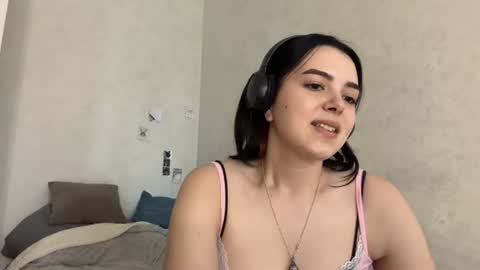 Emily online show from August 3, 10:22 am