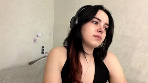 Emily online show from August 6, 7:07 am