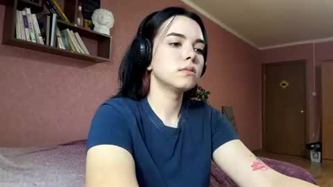 Emily online show from August 11, 4:20 pm