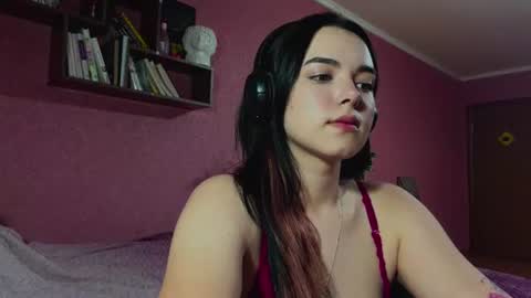 Emily online show from August 11, 5:26 pm