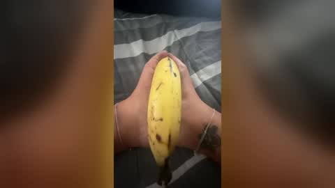 fruityfeet8 online show from August 15, 7:51 pm