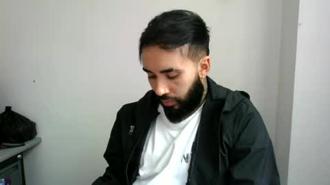 Jestevan online show from August 3, 5:53 pm