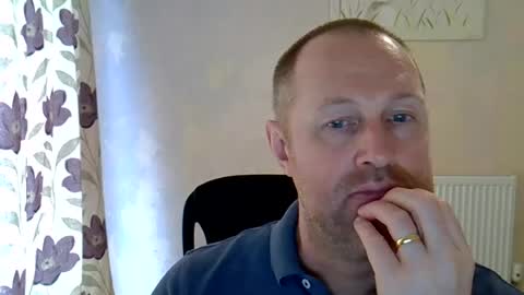 Fuck Buddy UK online show from August 4, 12:57 pm