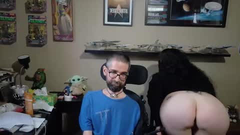fuck_i_dunno online show from April 18, 11:25 pm