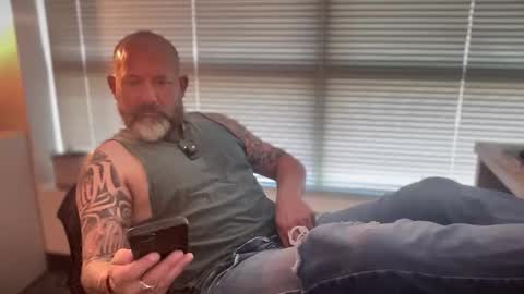 fuckadilf online show from April 21, 2:49 pm