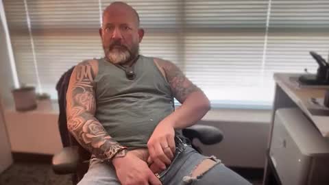 fuckadilf online show from April 21, 3:55 pm