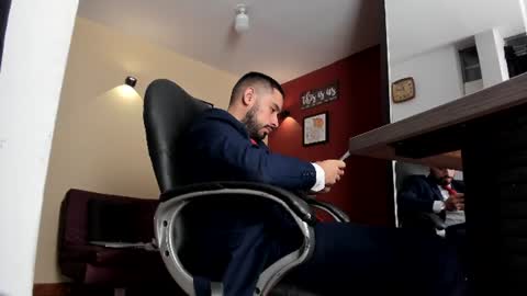 SERGIO THE SEX LAWYER online show from August 7, 6:57 am