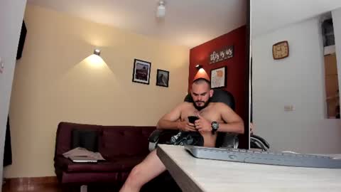SERGIO THE SEX LAWYER online show from August 11, 5:31 am