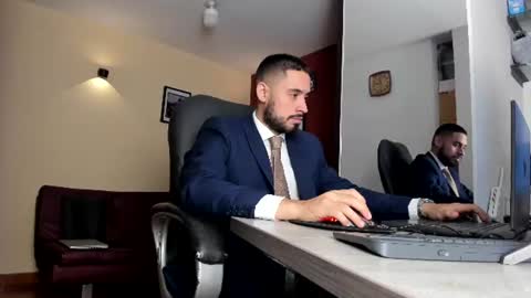 SERGIO THE SEX LAWYER online show from August 14, 7:01 am
