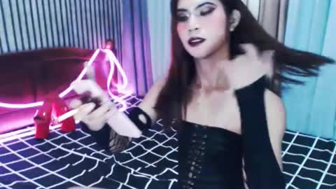 ANGELICA FOX online show from August 6, 5:17 am